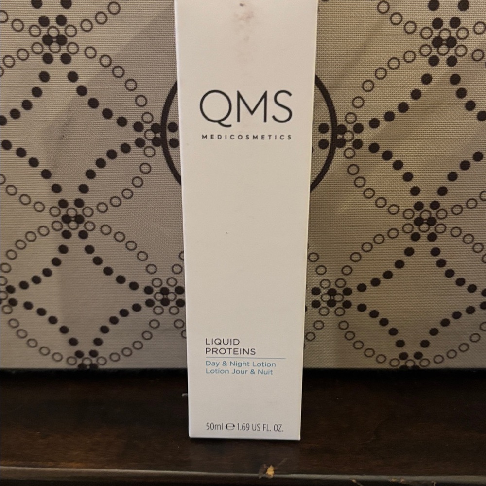 QMS Medicosmetics Liquid Proteins Day and Night Lotion - 50 mL - NEW in BOX